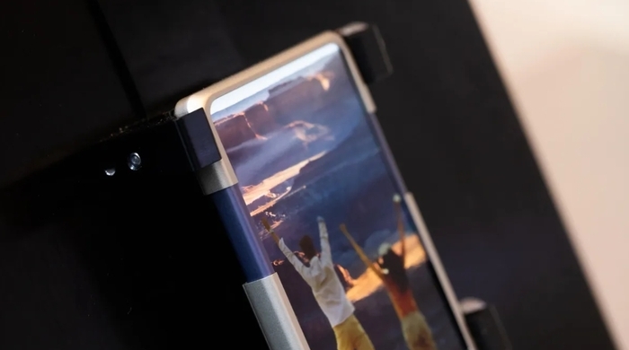 CES 2025|三星显示大秀多款卷轴屏和折叠屏