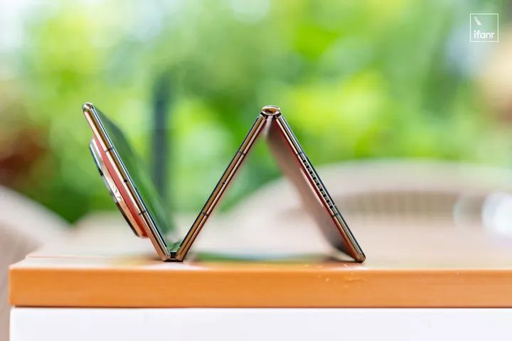 从折叠手机到折叠电脑,华为如何打造折叠宇宙