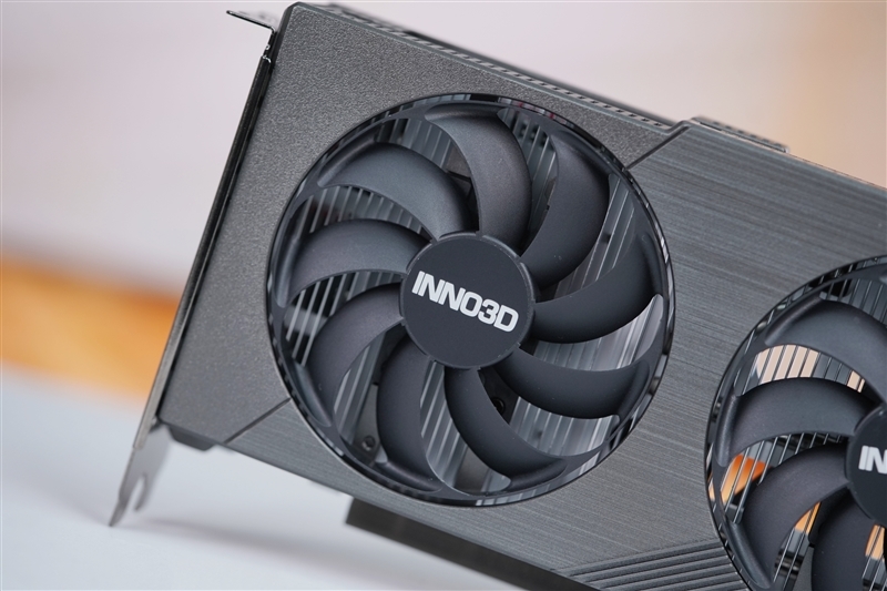 映众RTX 5060曜夜显卡评测:RTX 4060的价格 性能强于RTX 4060 Ti