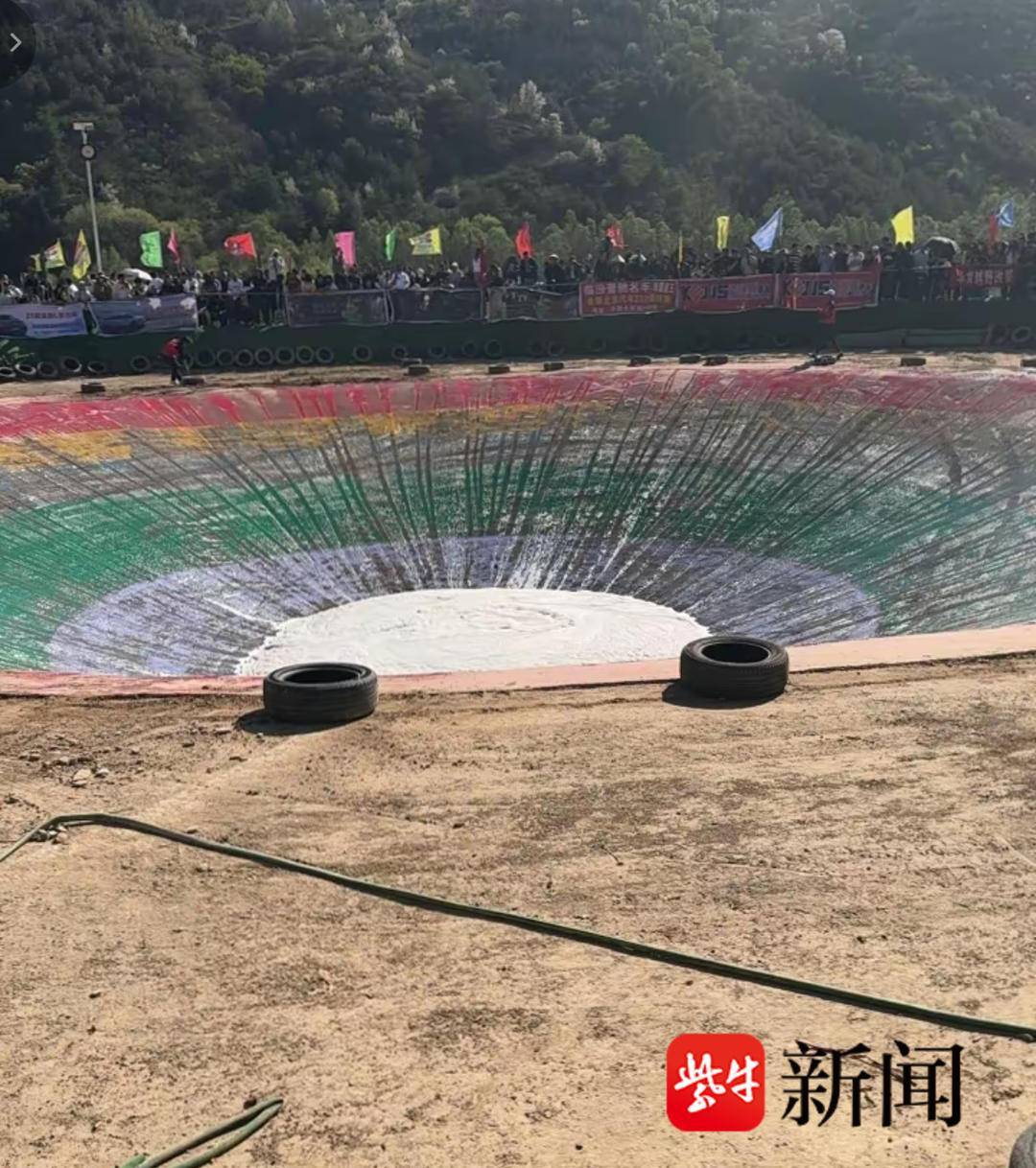 “聚宝盆”场地建成后吸引大量观众