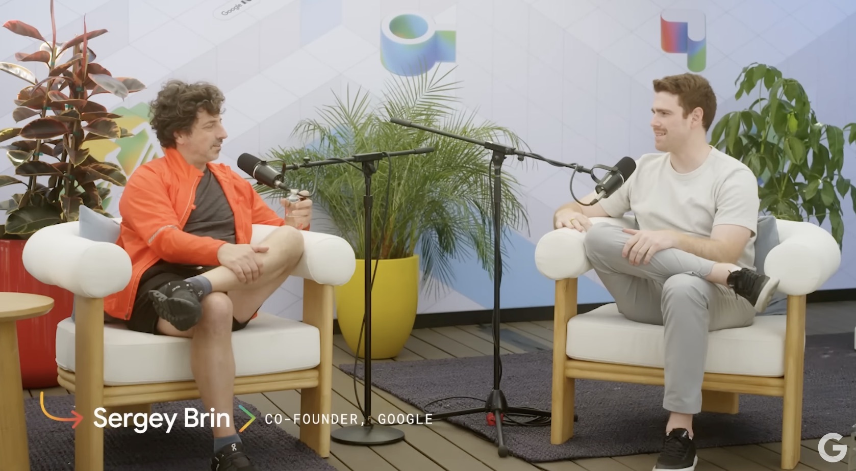 早报|iOS 19 设计语言曝光/华为小米并列中国手机出货量第一/马斯克:恢复 7×24 工作状态