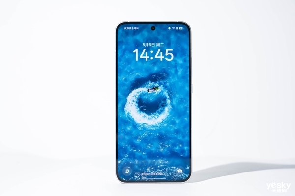 超美小OPhone新体验:OPPO Reno14满足你对小屏手机的所有期待