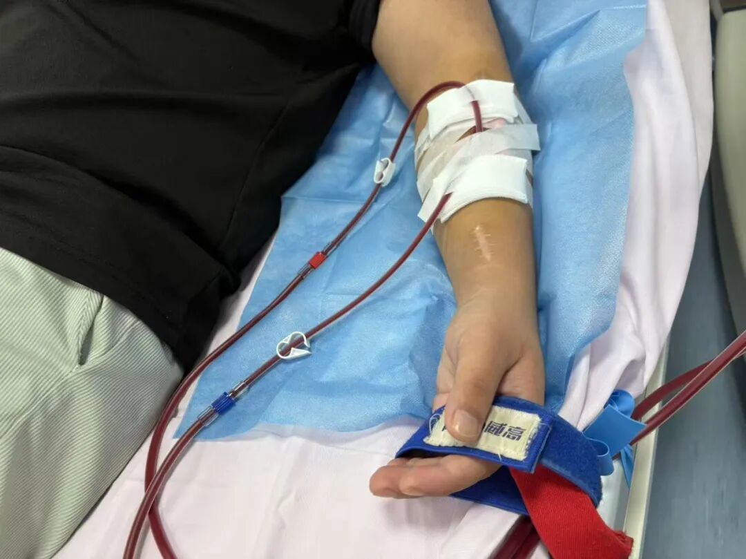 刘余透析的日常 / 南风窗记者 朱秋雨 摄