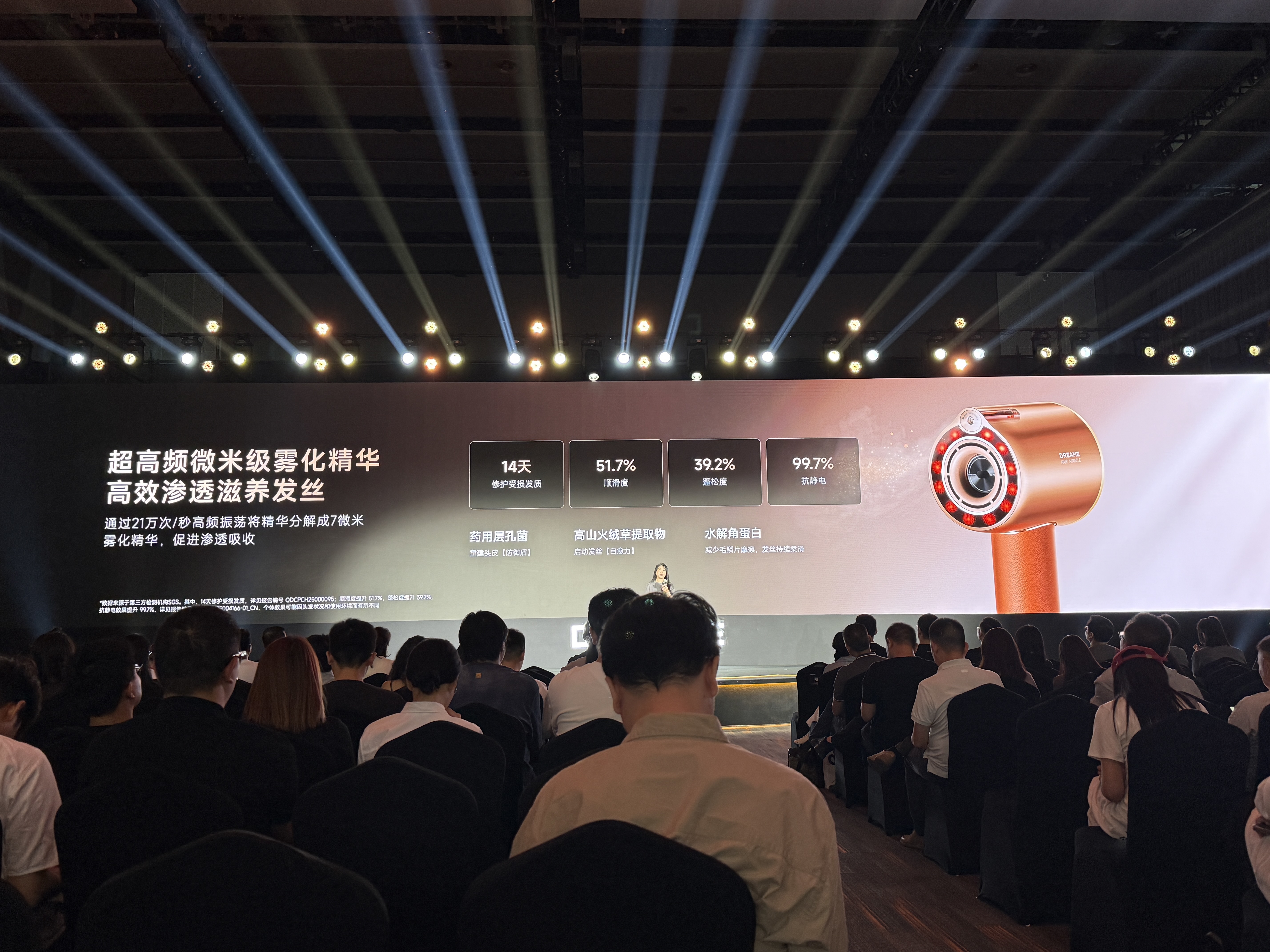 刚刚，AI模型终于能翻译“拼多多砍一刀”了