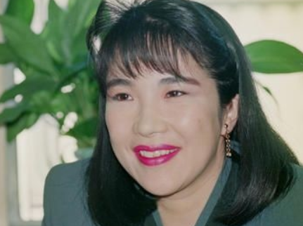 △1993年,當(dāng)選日本國會眾議員的高市早苗。