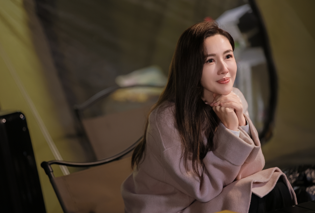 李施嬅在《再见爱人》当中谈到原生家庭。(图/《再见爱人》)