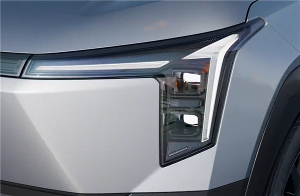 限时7.99万起 东风纳米06上市:标配路虎揽胜同款天地尾门!