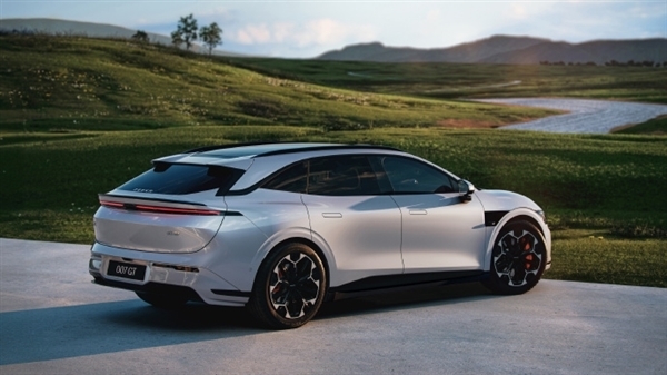 品牌第二款纯电猎装车!极氪007GT量产下线:标配激光雷达+800V平台