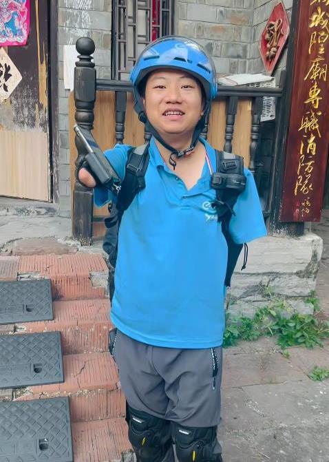 视频截图3.png