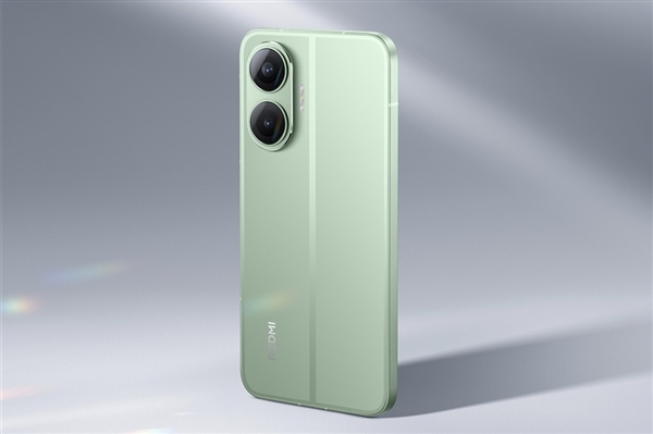 王腾用REDMI Turbo 4 Pro给咖啡机充电:一部手机能打300杯咖啡