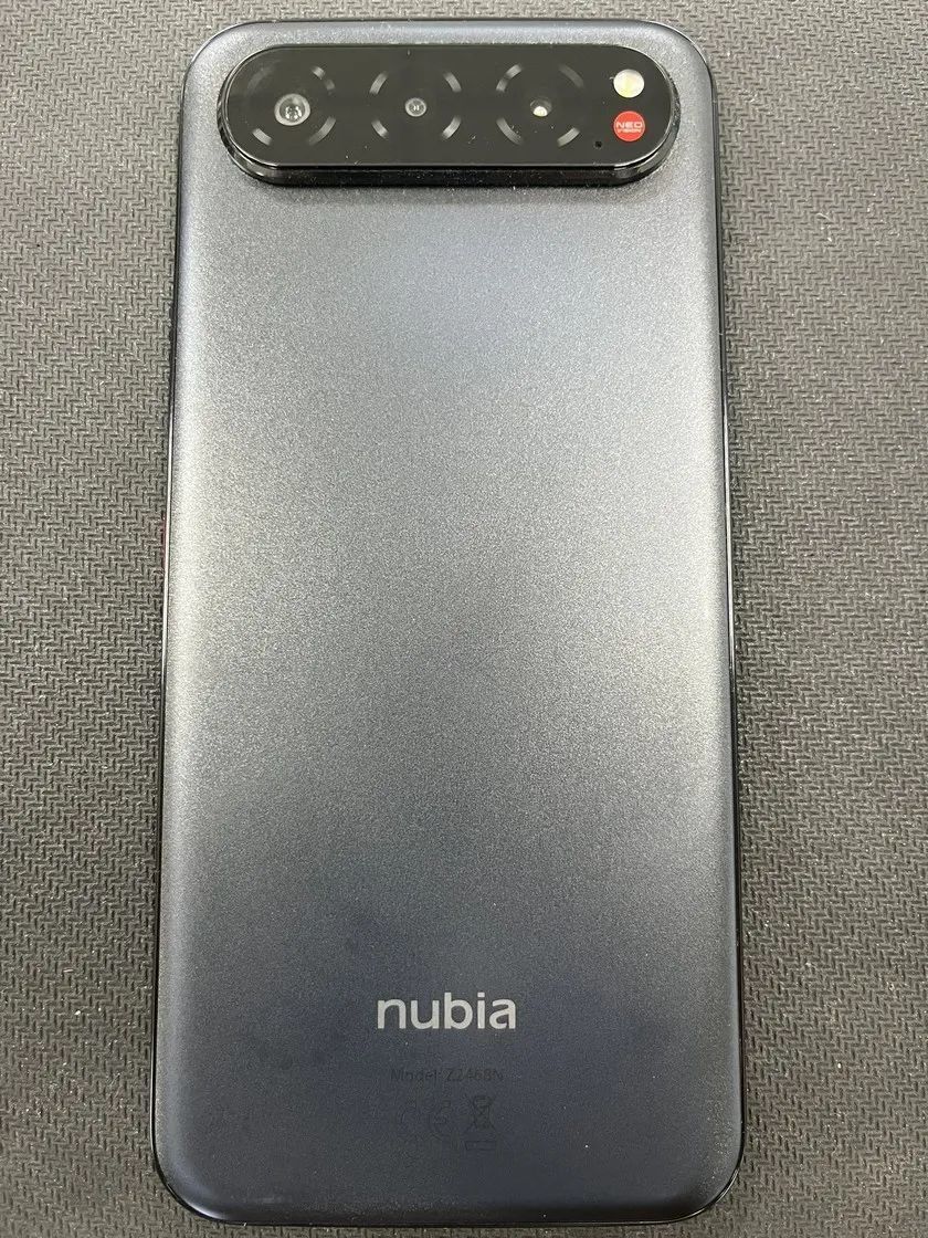 Nubia Air真机实拍图曝光 外观设计神似iPhone 17 Air