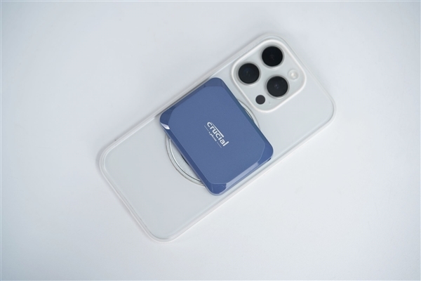 3米摔不坏!英睿达X10 Portable SSD图赏