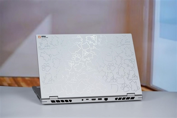 宅系玩家首选!七彩虹橘宝R16 Ultra评测:高颜值金属外观 2k游戏爽玩