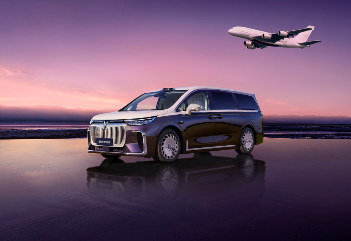 70.99万元,岚图发布了旗下最贵的车型:岚图梦想家山河