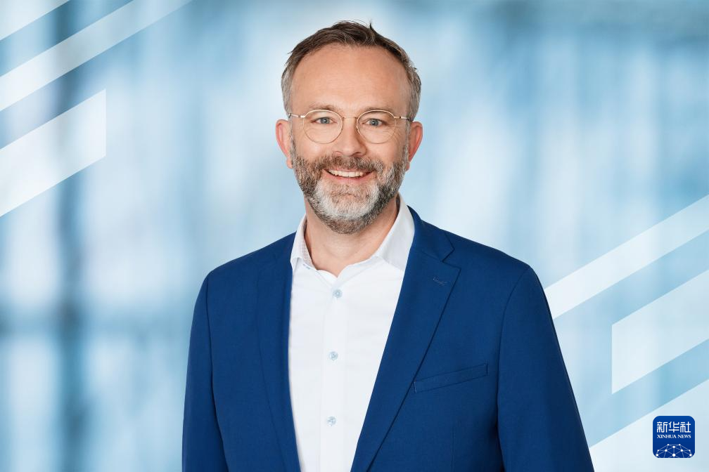 这是德国慕尼黑博览集团全球产业负责人罗伯特&middot;舍恩贝格尔的资料照片。新华社发（受访者供图）
