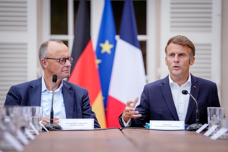 今月,默茨和马克龙举行会晤 东方IC