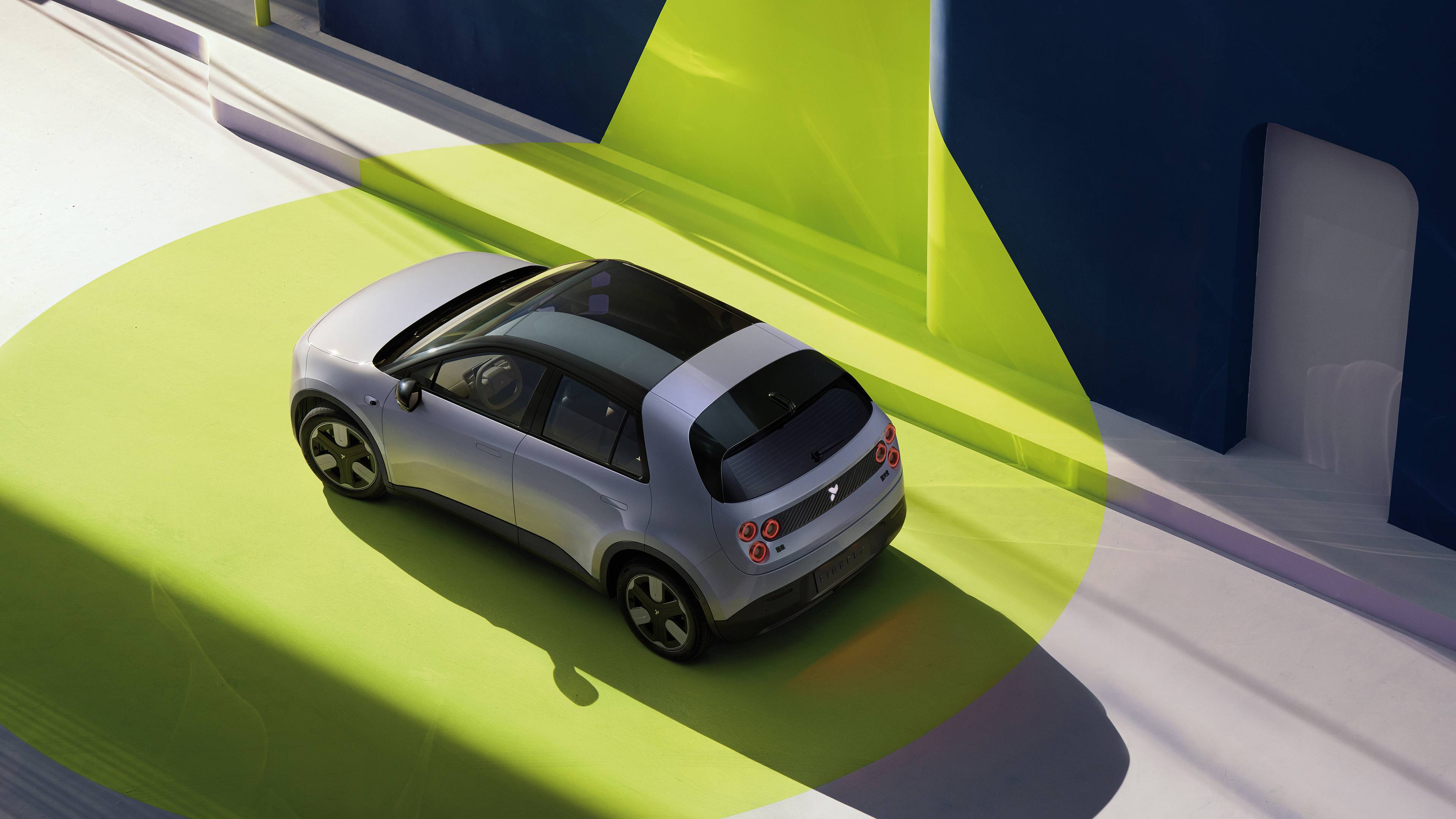 蔚来萤火虫定价 11.98 万元!暂时无法换电,但车主却能进牛屋