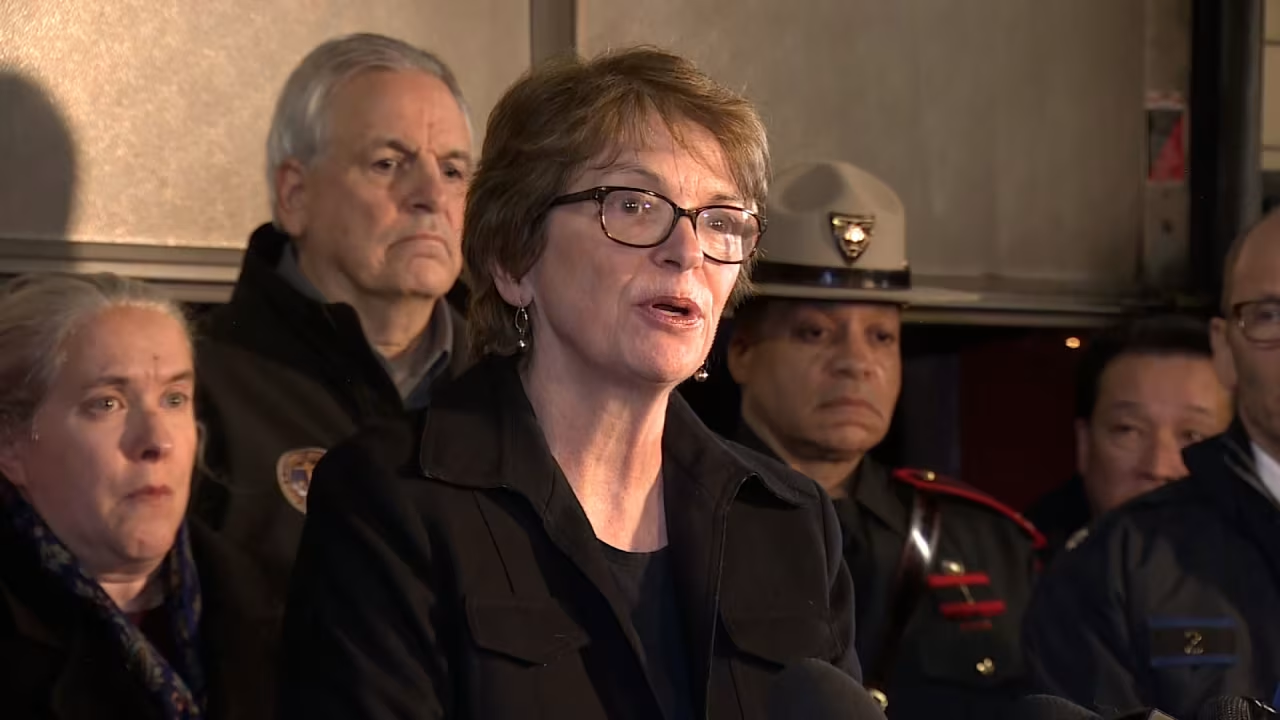 △布朗大学校长克里斯蒂娜·帕克森