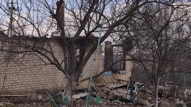 (被光复的尼古拉耶沃-达里诺村几乎变成废墟)