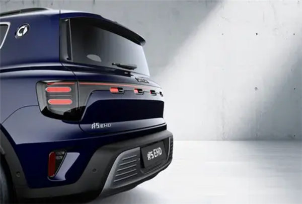 Smart首款插混来了!精灵#5 EHD曝光:1.5T+208km纯电续航