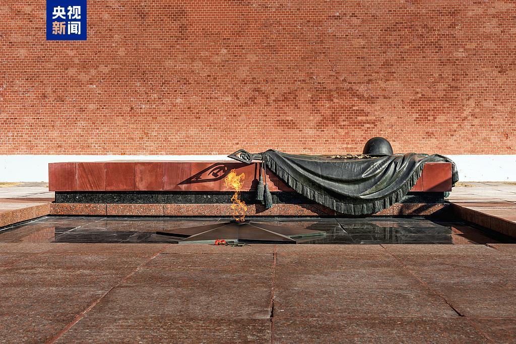 跟着习主席看世界丨在这“梨花开遍了天涯”的季节 去“三好”邻邦家做客