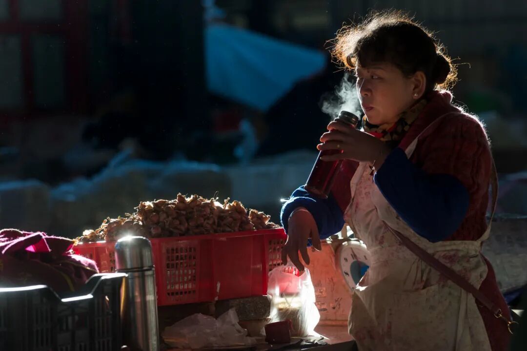 掌⼼⾥的温度 The warm of a Palms,2016