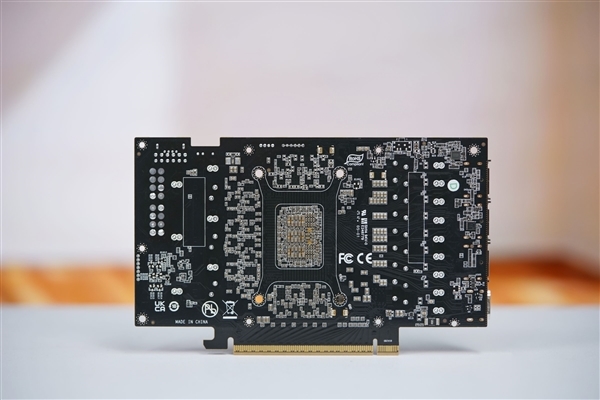 第四代电竞之心!铭瑄RTX 5070 iCraft OC 12G图赏