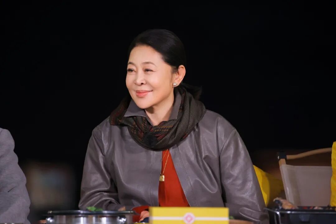 00后的“梦中情奶”倪萍,牛得像活了三辈子