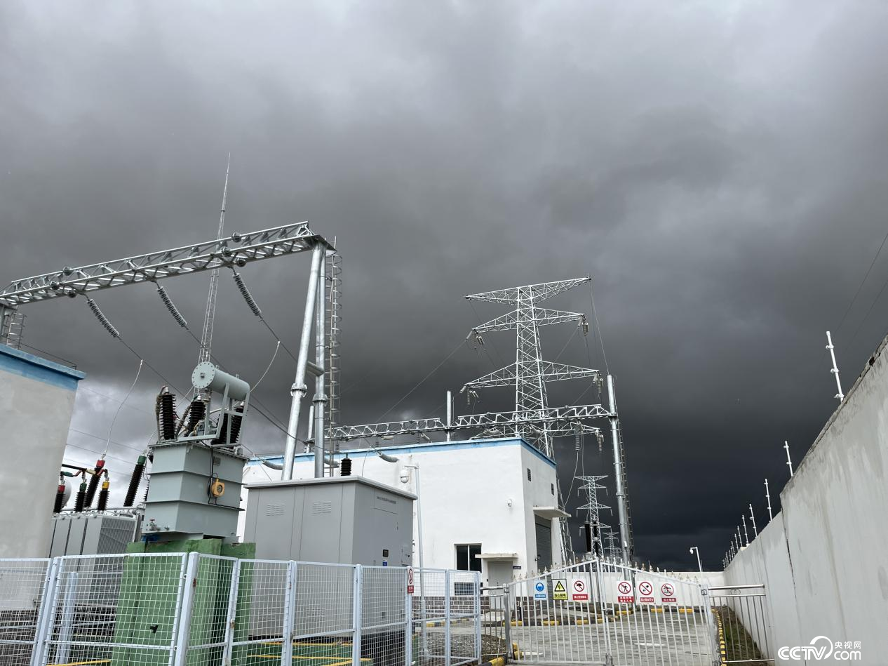 三峡集团措美哲古风电厂（摄影 李婷婷）