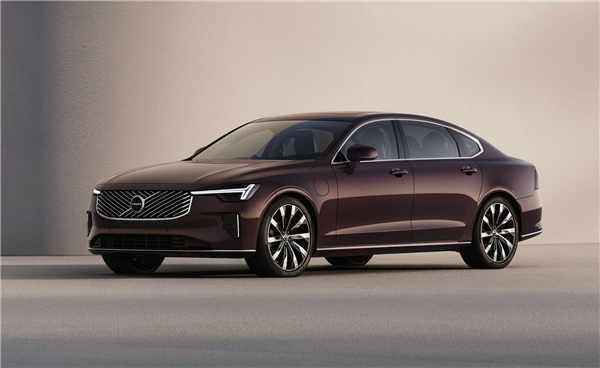 换上XC90同款格栅 新款沃尔沃S90官图发布:预计售价40万