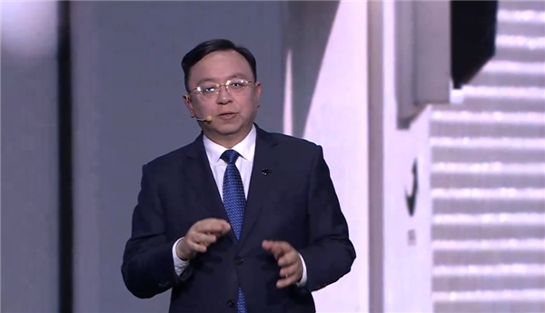 比亚迪王传福:发动机、变速箱、底盘燃油车老三样 压了中国汽车几十年