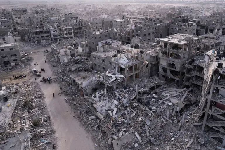◆以军一年多来的空袭和地面攻势给加沙地带造成毁灭性打击。