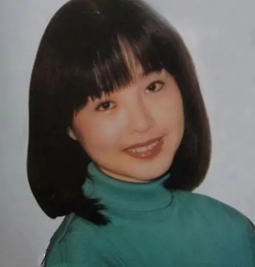 鲁豫年轻时