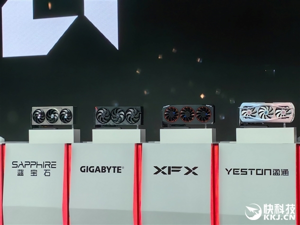 4499元起惊爆!AMD RX 9070系列显卡正式发布:直追上代旗舰、AI飙升8倍