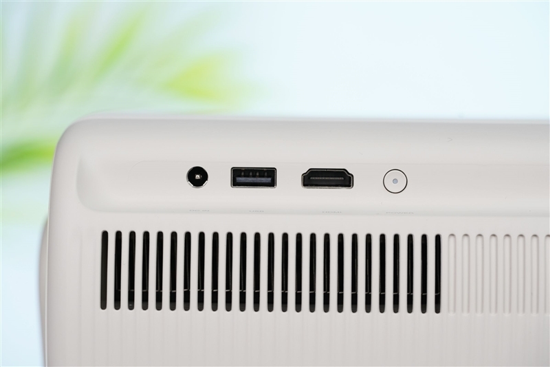 三色激光画质惊人!当贝D7X激光投影仪评测:三千元不到就能体验旗舰技术