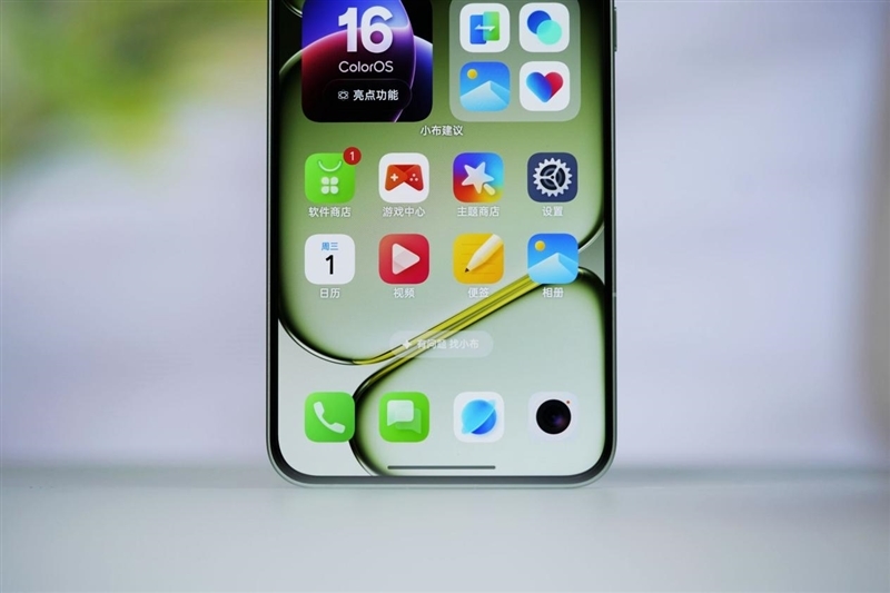 通宵五排都不带电量焦虑!一加ACE6T评测:让充电宝厂家流泪的超长续航