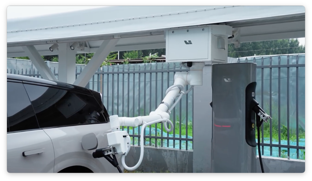 理想 VLA 再更新,不但自主充电还能躲鱼雷