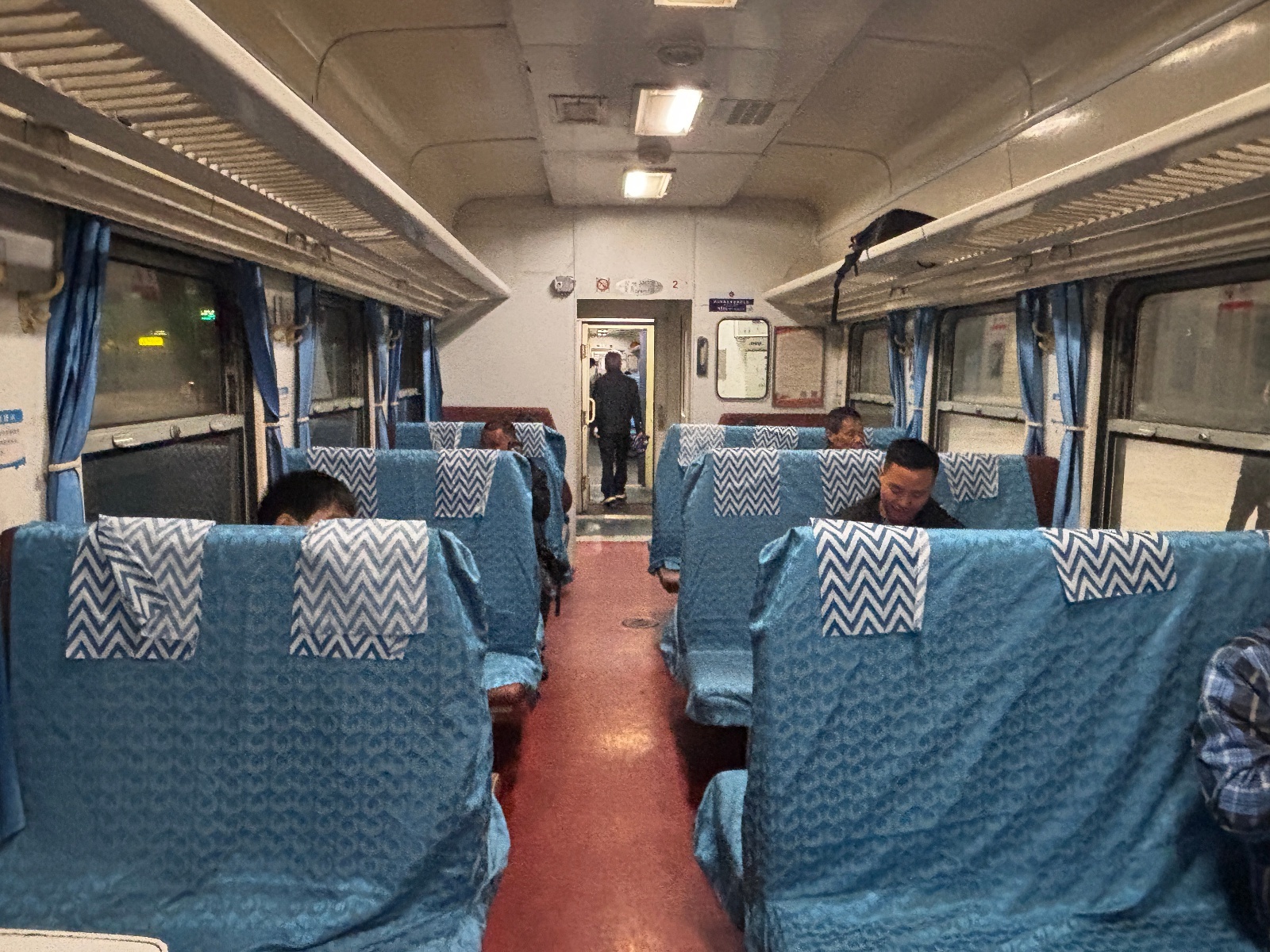 微信图片_20251107183220_652_345