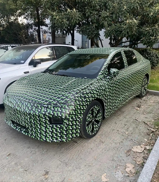 零跑造车10年:走比亚迪的路,让小米无路可走?