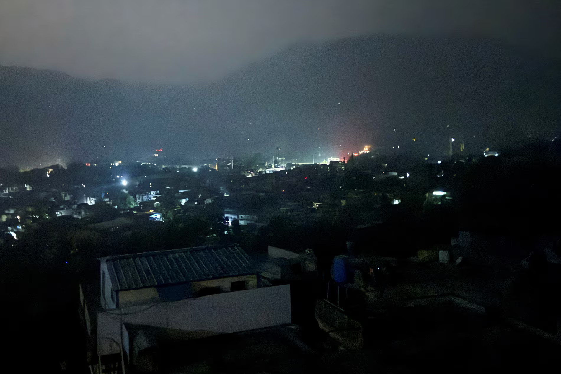 当地时间5月7日,巴控克什米尔地区首府穆扎法拉巴德。图源:外媒