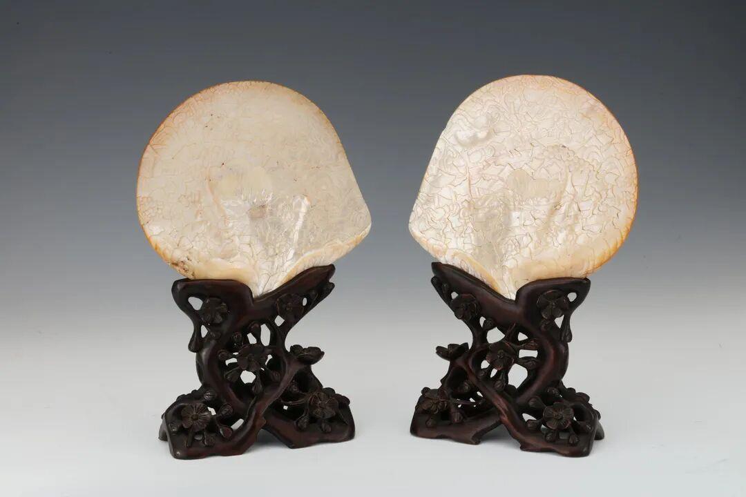 △清 贝雕刀马人摆件 杭州工艺美术博物馆藏