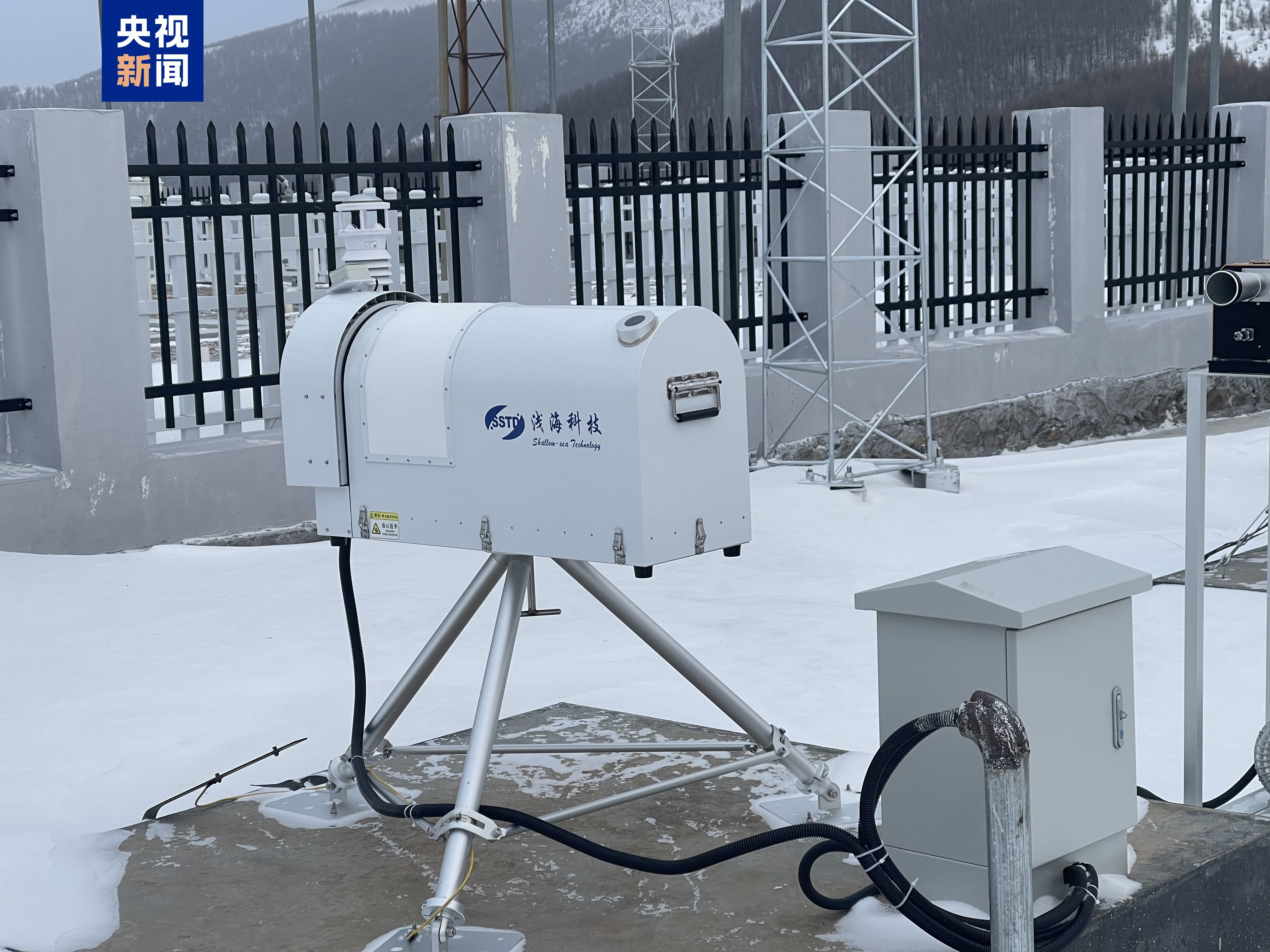 五台山气象站气象预报相关设施设备