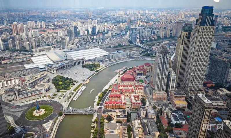 “最美一湾”俯瞰图（央广网记者 褚夫晴 摄）