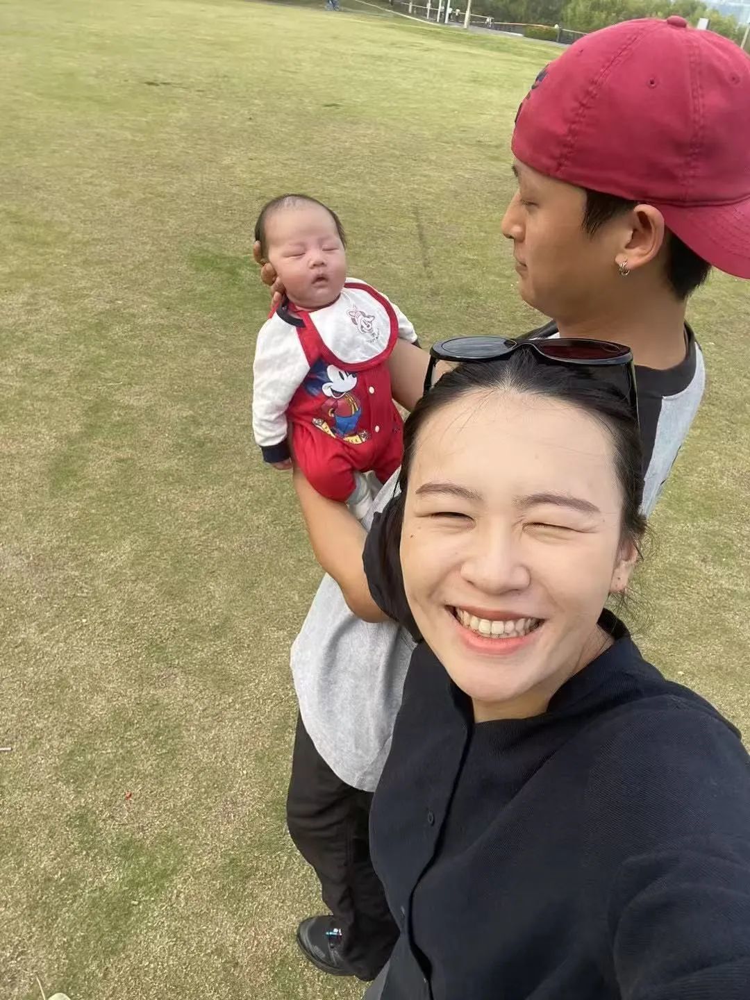 一家两口变成三口。(图/受访者供图)