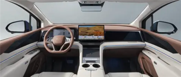 比亚迪也有“M9”了!专为海外市场打造