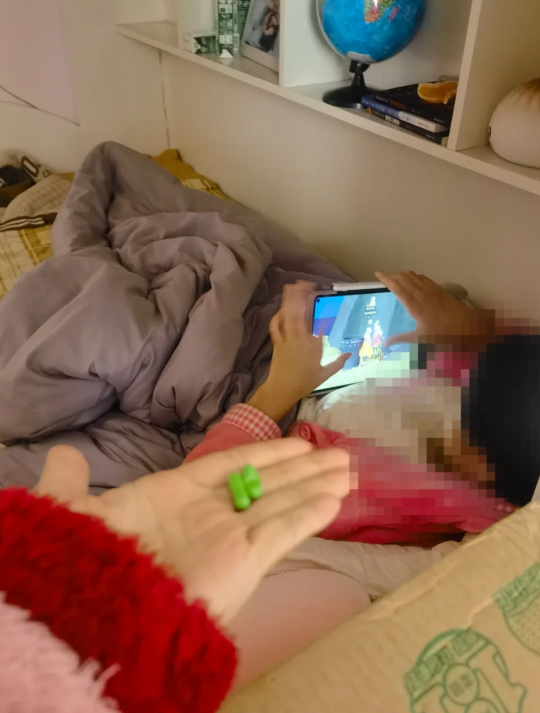 图 | 某网友晒出的孩子休学后在家的状态