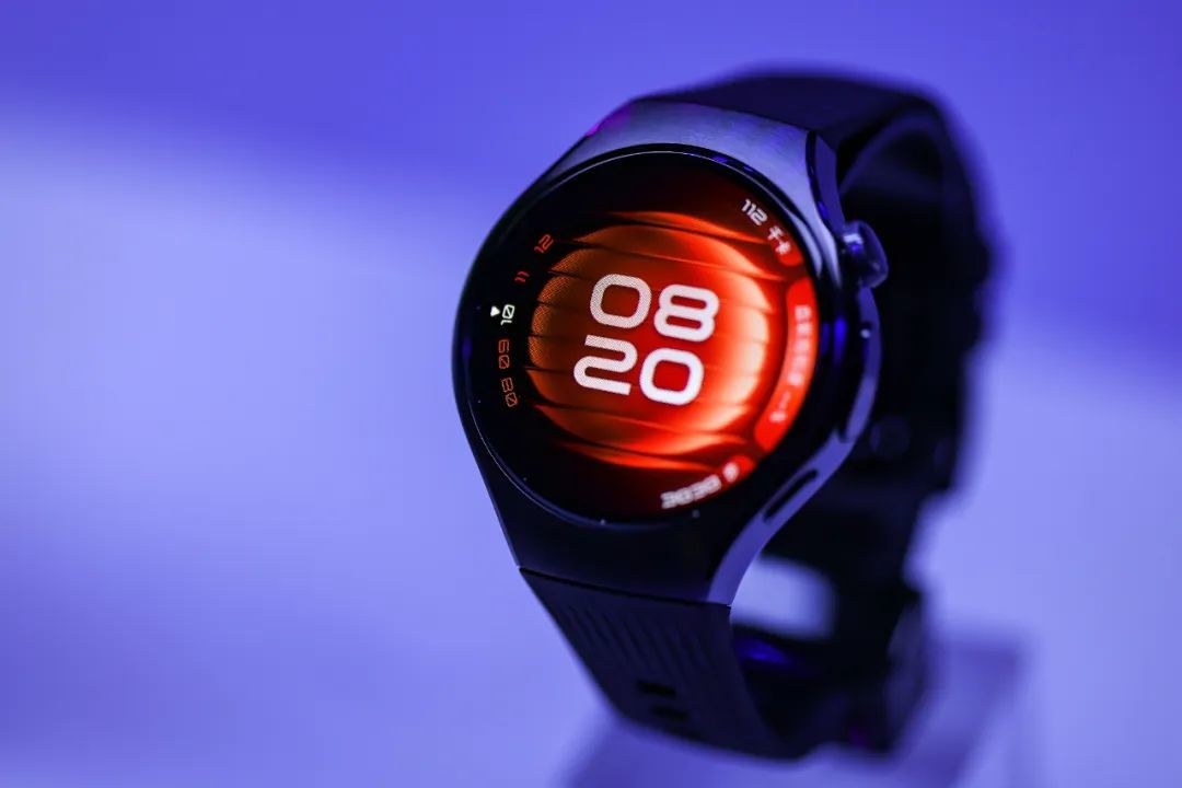 2亿穿戴设备背后的探索:华为WATCH 5 正在编织全民“健康网”