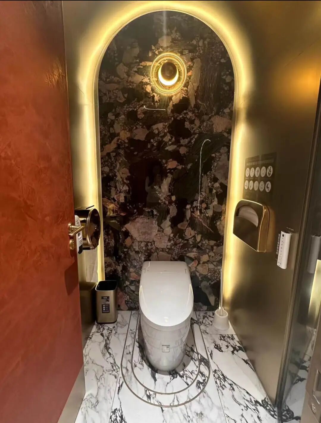 图源:小红书@CC MALL 时代广场