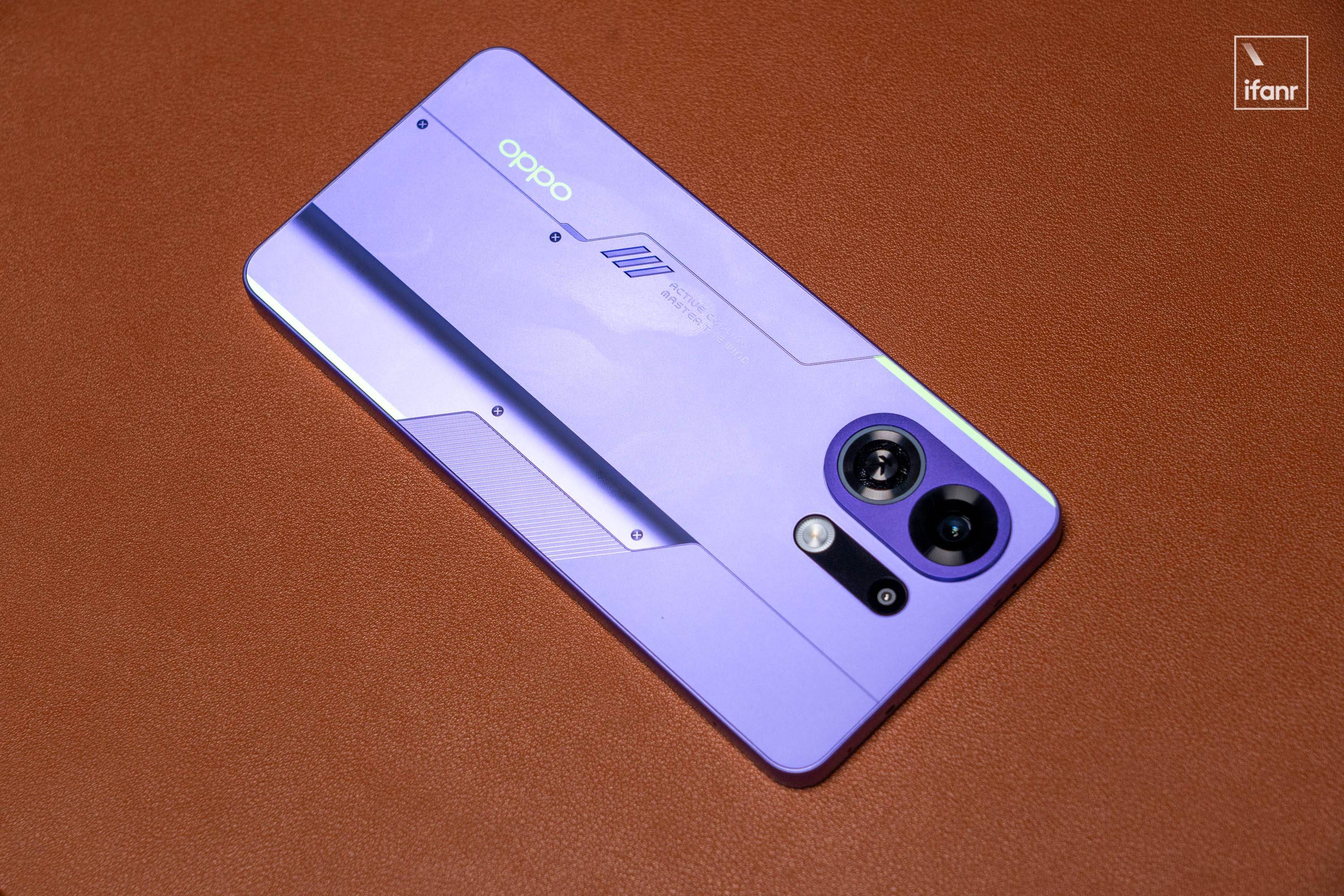 OPPO K13 Turbo Pro 发布:1999 元起售!给性能机加风扇,真的有用吗?