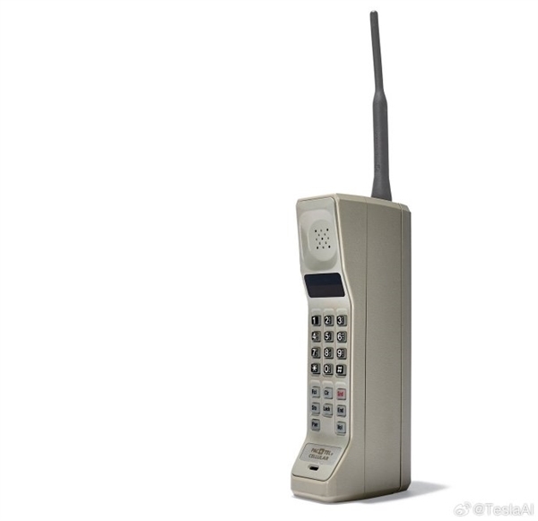 特斯拉葫芦里卖得什么药：发文自动驾驶  配图是一张“老古董”